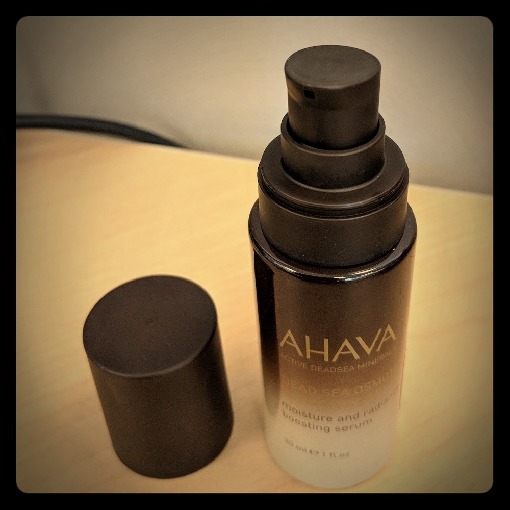 Ahava Moisture & Radiance Boosting Serum